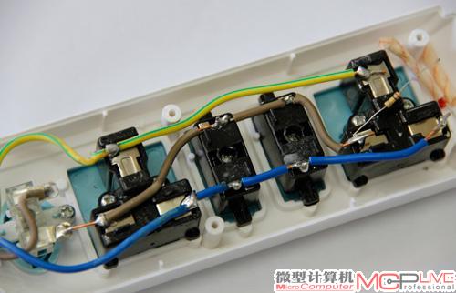 内部做工较为粗糙