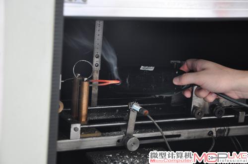 灼烧之后，没有产生明火。