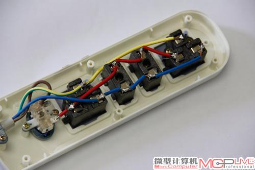 内部做工粗糙，作坊痕迹严重。