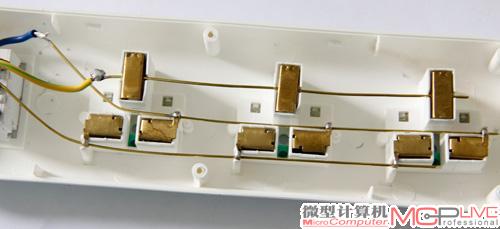 内部采用光泽度较好的铜丝连接