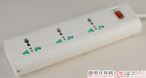 高温烘烤之后几乎没有变形，材质耐热能力很好。