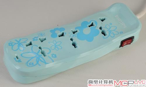 外壳经过高温烘烤，出现严重变形。