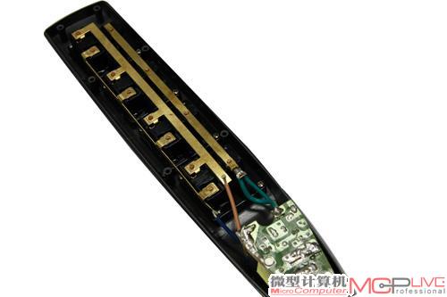 内部用料扎实，铜条光泽度很好。