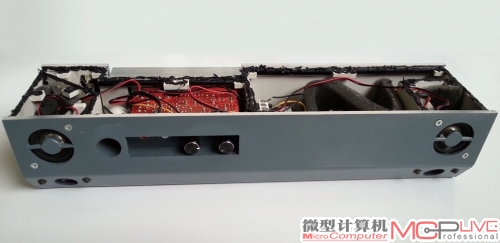 将喇叭和电路板安置在箱体内的效果