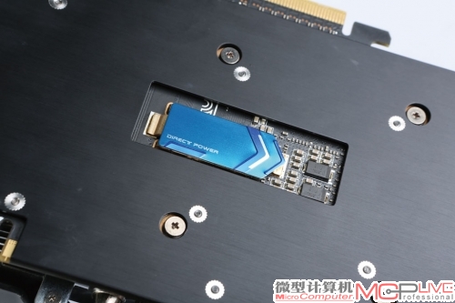 华硕Dragon GTX 760使用了高纯度铜质的8mm热管直接和GPU相连接， 热能传导速度更快，并采用了华硕独家专利Direct Power“动力直供”技术。